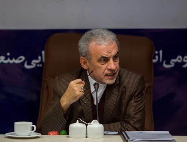 اگر می خواهید پالایشگاه ها نابود شوند، قیمت ها را دستوری کنید