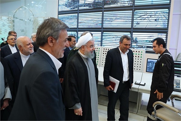 فاز نخست پالایشگاه میعانات گازی ستاره خلیج فارس افتتاح شد