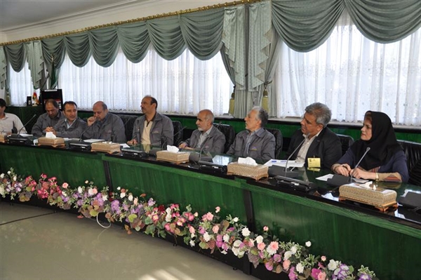 تداوم موفقيت هاي شركت پالايش نفت اصفهان    در راستای سیستم های مديريت کيفيت، زيست محيطي ، ايمني و بهداشت حرفه اي و HSE-MS